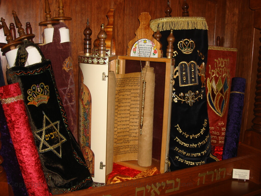 Ark containing Torah Scrolls, Scrolls of the Prophets and Writings shown in Dallas