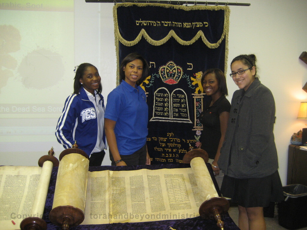 Scroll Seminar at Christian High School Dallas Students standing by Torah Scroll